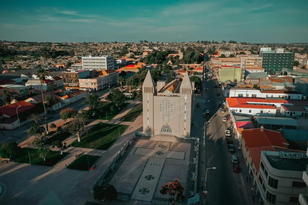 Border Crossings in Angola
