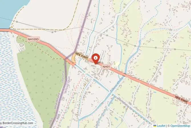 Close-up map showing a border crossing point with marker at the selected land port of entry between India and Nepal