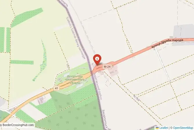 Close-up map showing a border crossing point with marker at the selected land port of entry between Ukraine and Hungary