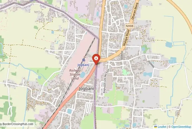 Close-up map showing a border crossing point with marker at the selected land port of entry between India and Nepal