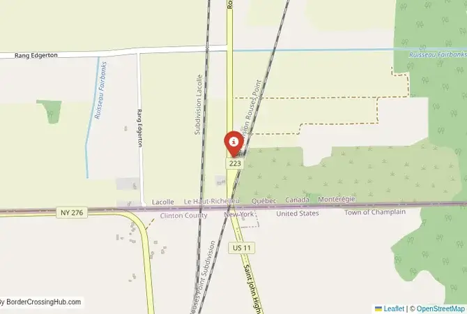 Close-up map showing a border crossing point with marker at the selected land port of entry between United States and Canada