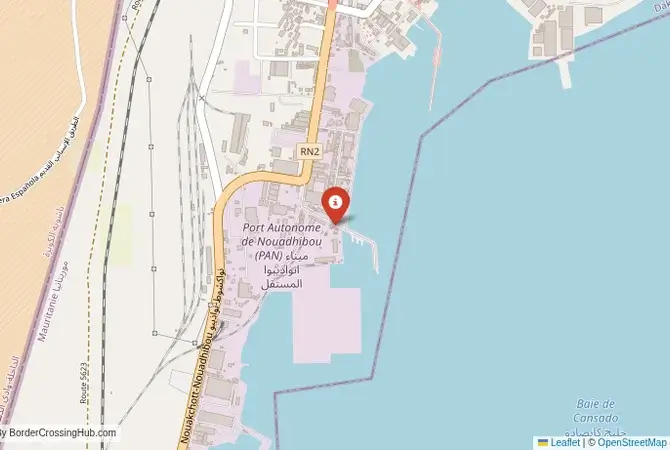 Close-up map showing a border crossing point with marker at the selected land port of entry between Western Sahara and Mauritania