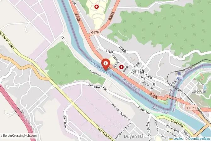 Close-up map showing a border crossing point with marker at the selected land port of entry between Vietnam and China