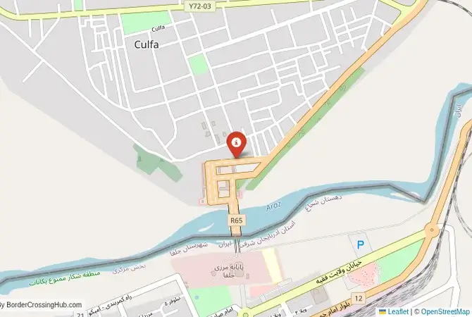 Close-up map showing a border crossing point with marker at the selected land port of entry between Azerbaijan and Nakhchivan (Az exclave)