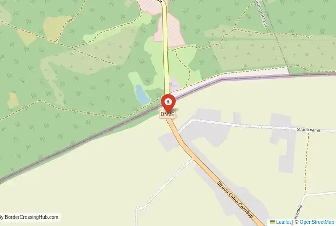 Close-up map showing a border crossing point with marker at the selected land port of entry between Ukraine and Romania