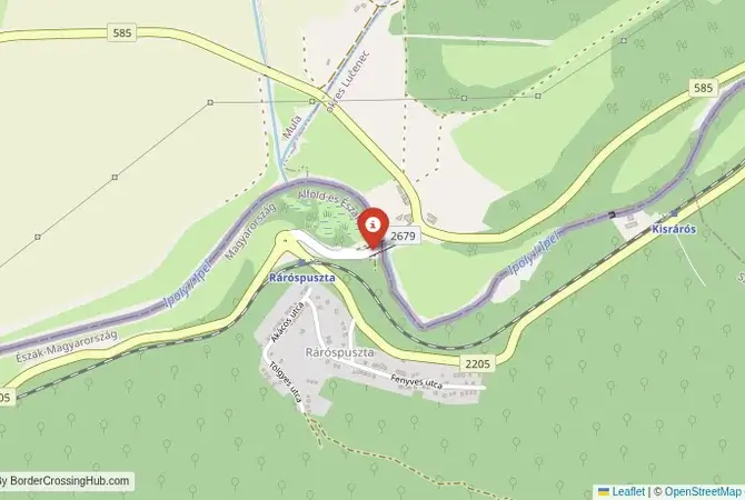 Close-up map showing a border crossing point with marker at the selected land port of entry between Slovakia and Hungary