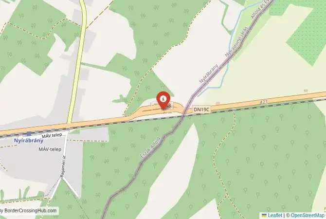 Close-up map showing a border crossing point with marker at the selected land port of entry between Hungary and Romania