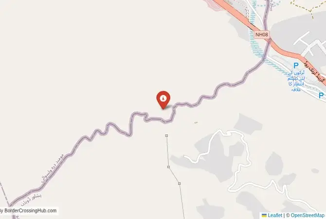 Close-up map showing a border crossing point with marker at the selected land port of entry between Afghanistan and Pakistan