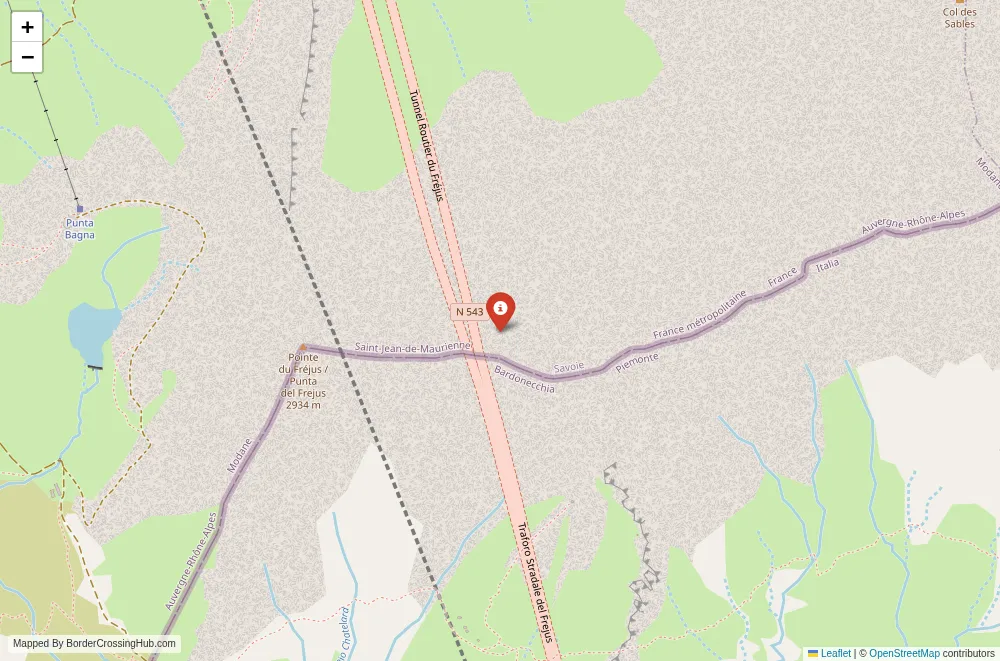 Close-up map showing a border crossing point with marker at the selected land port of entry between France and Italy