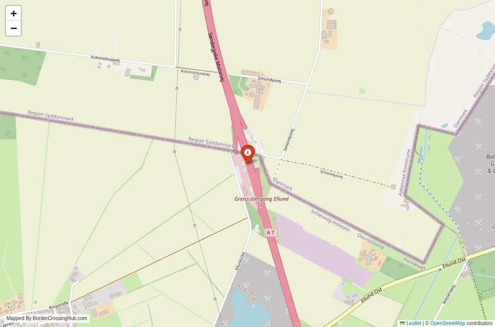 Close-up map showing a border crossing point with marker at the selected land port of entry between Denmark and Germany