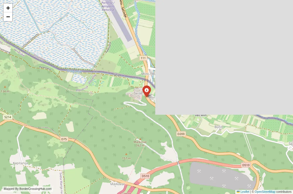 Close-up map showing a border crossing point with marker at the selected land port of entry between Slovenia and Croatia