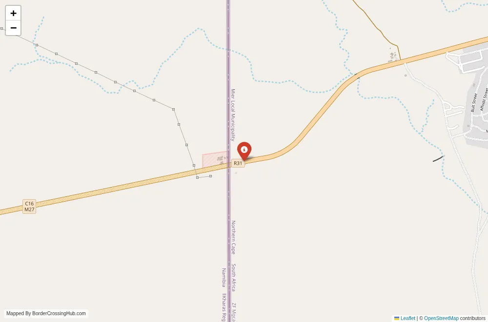 Close-up map showing a border crossing point with marker at the selected land port of entry between Namibia and South Africa