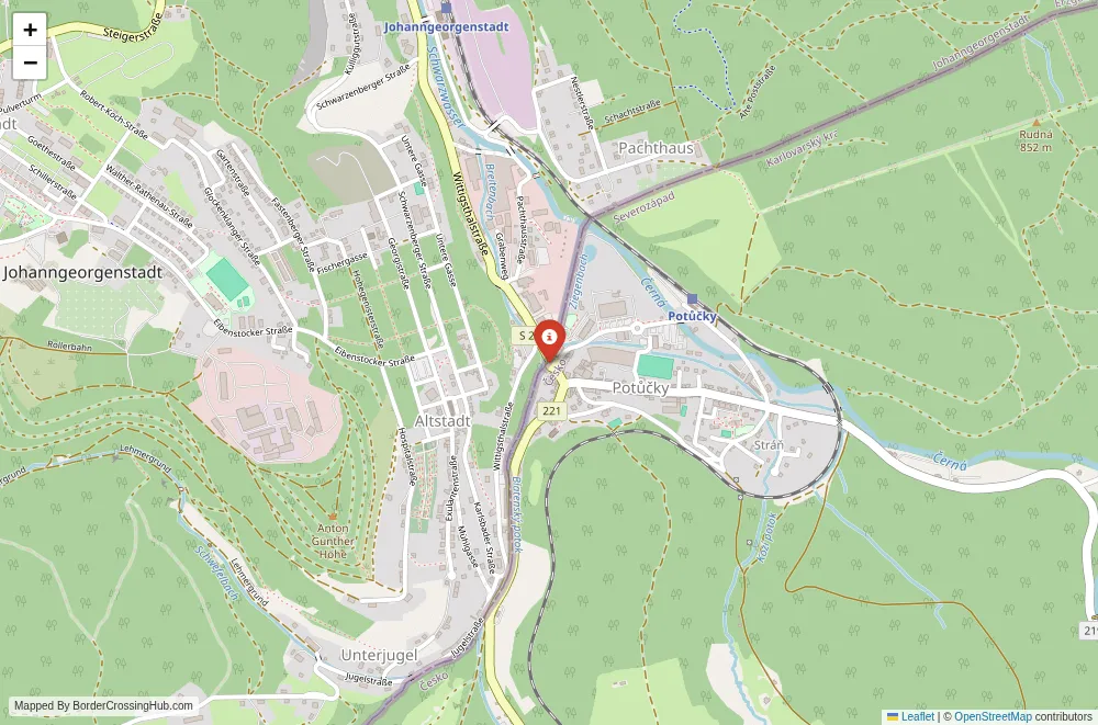 Close-up map showing a border crossing point with marker at the selected land port of entry between Czech Republic and Germany