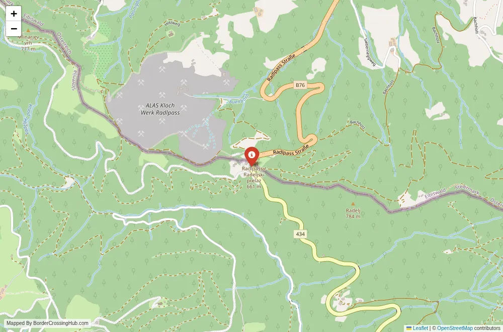 Close-up map showing a border crossing point with marker at the selected land port of entry between Austria and Slovenia