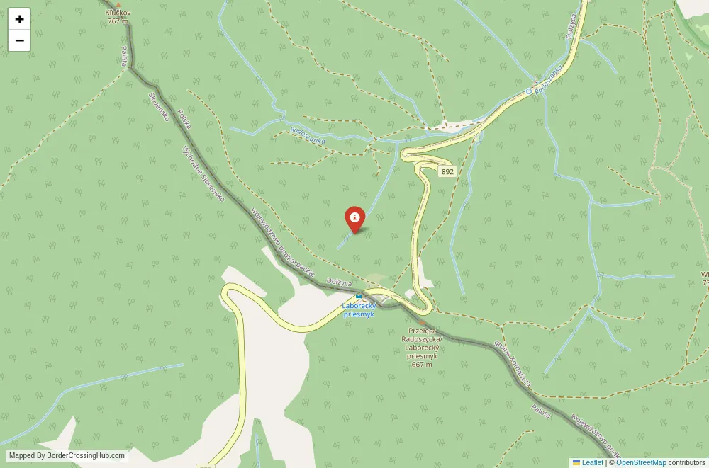 Close-up map showing a border crossing point with marker at the selected land port of entry between Poland and Slovakia