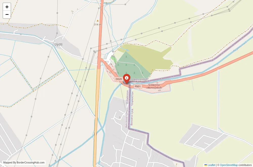 Close-up map showing a border crossing point with marker at the selected land port of entry between Tajikistan and Afghanistan